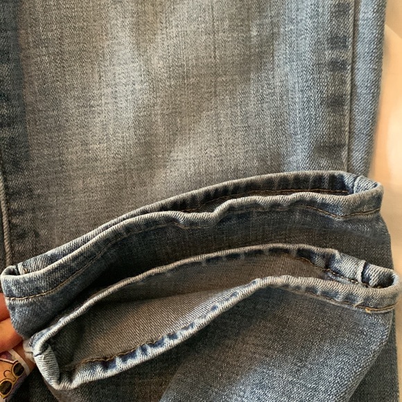 Levi’s womens 314 shaping straight jeans - Picture 7 of 8